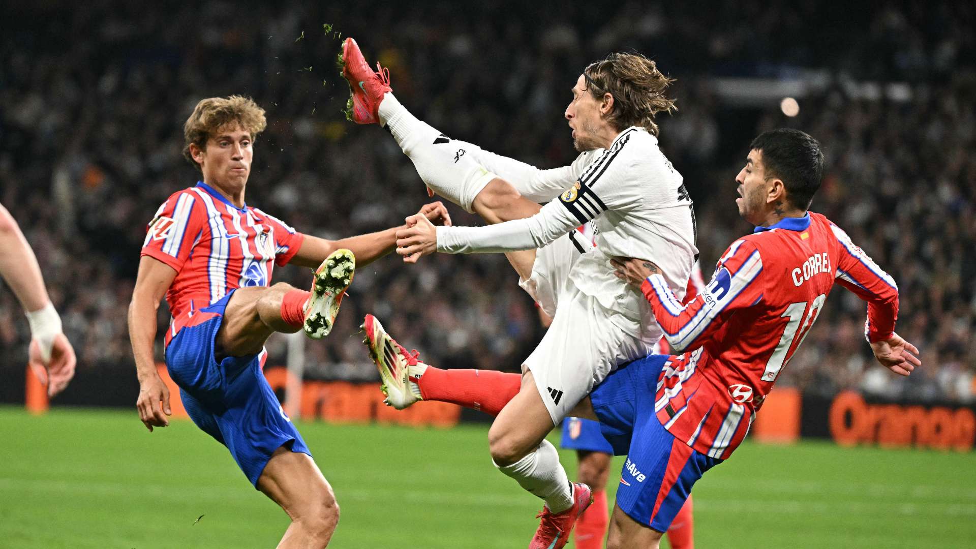 同時承受外 同時承受外