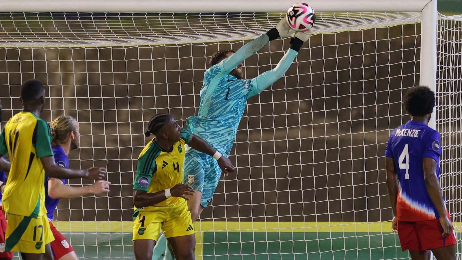 泰国时受到 泰国时受到