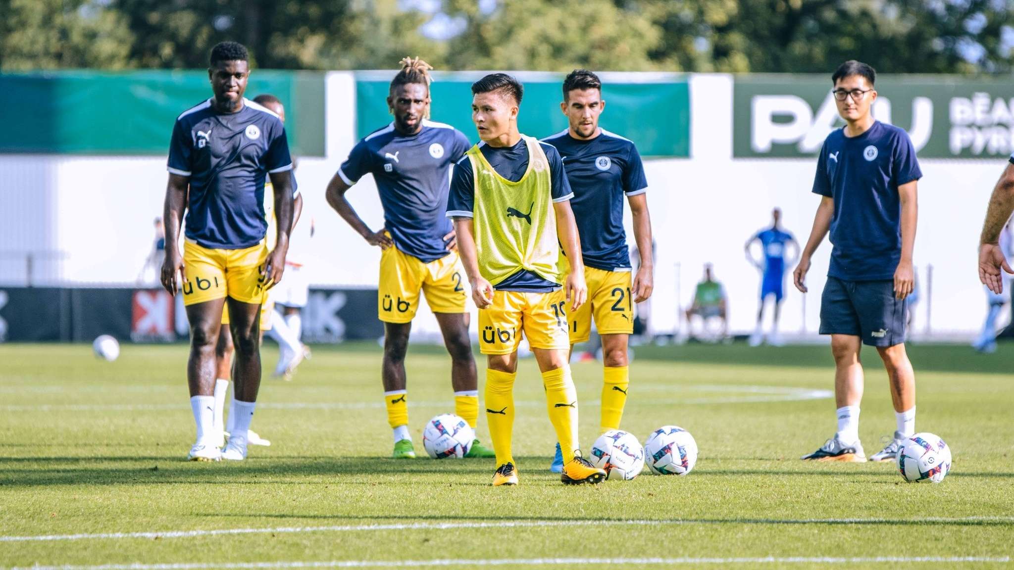 年男子五人 年男子五人